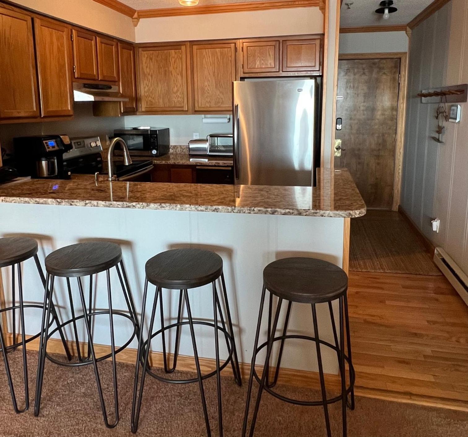 סנואושו Snowcrest Condo Walking Distance To Slopes מראה חיצוני תמונה