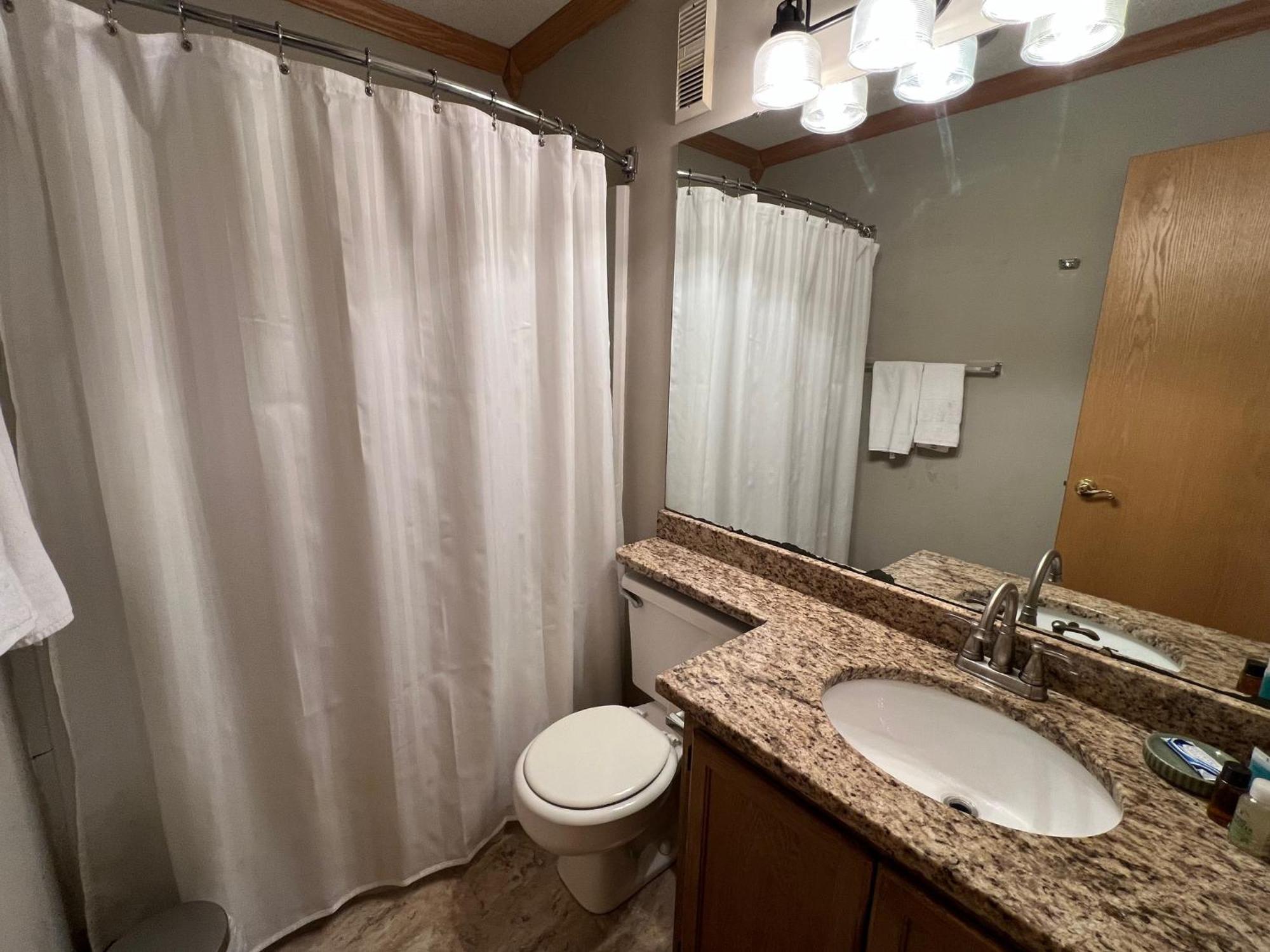 סנואושו Snowcrest Condo Walking Distance To Slopes מראה חיצוני תמונה