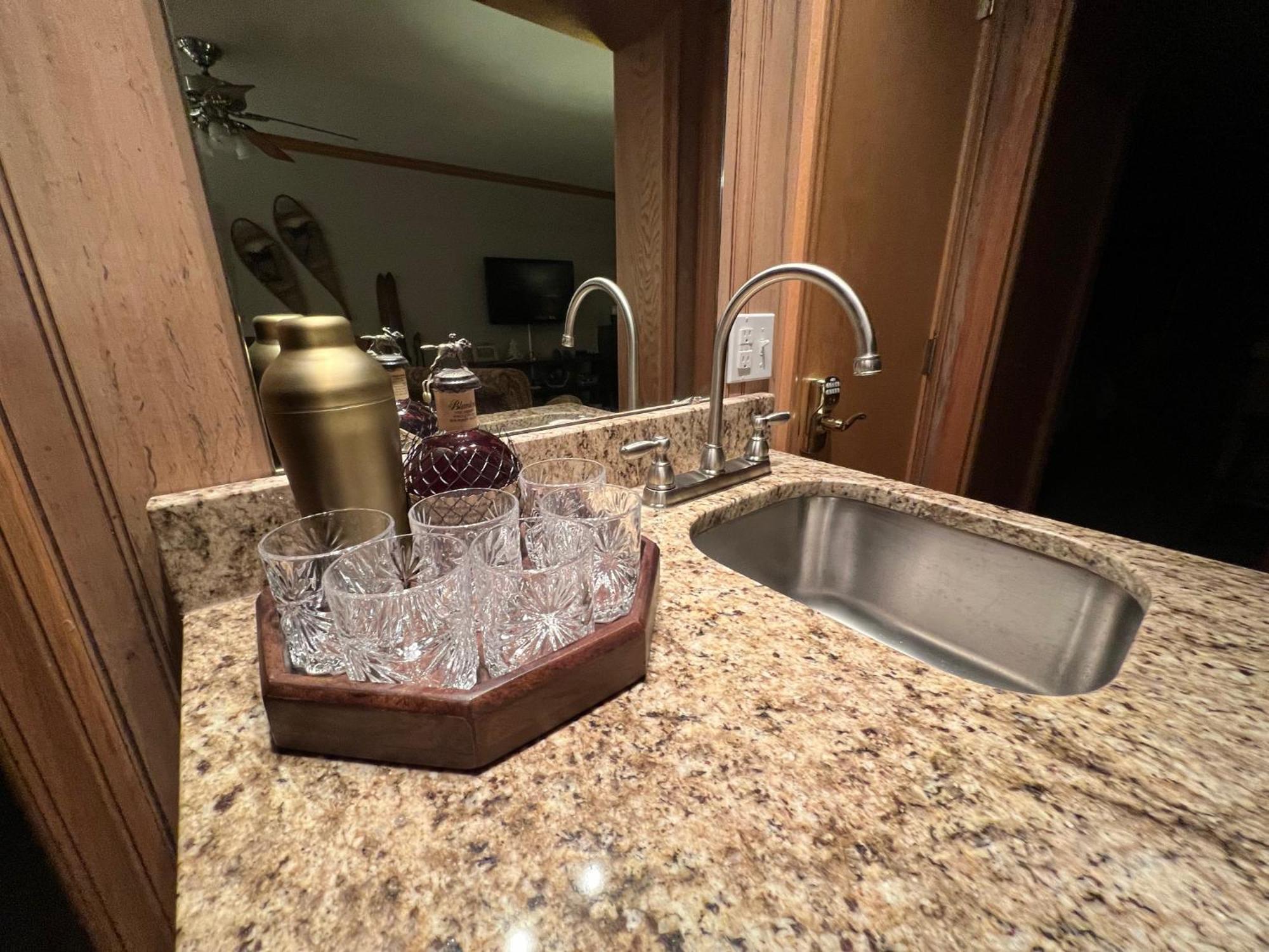 סנואושו Snowcrest Condo Walking Distance To Slopes מראה חיצוני תמונה